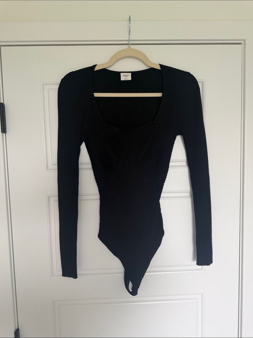 Abercrombie & Fitch Black Ribbed Long-Sleeve Bodysuit